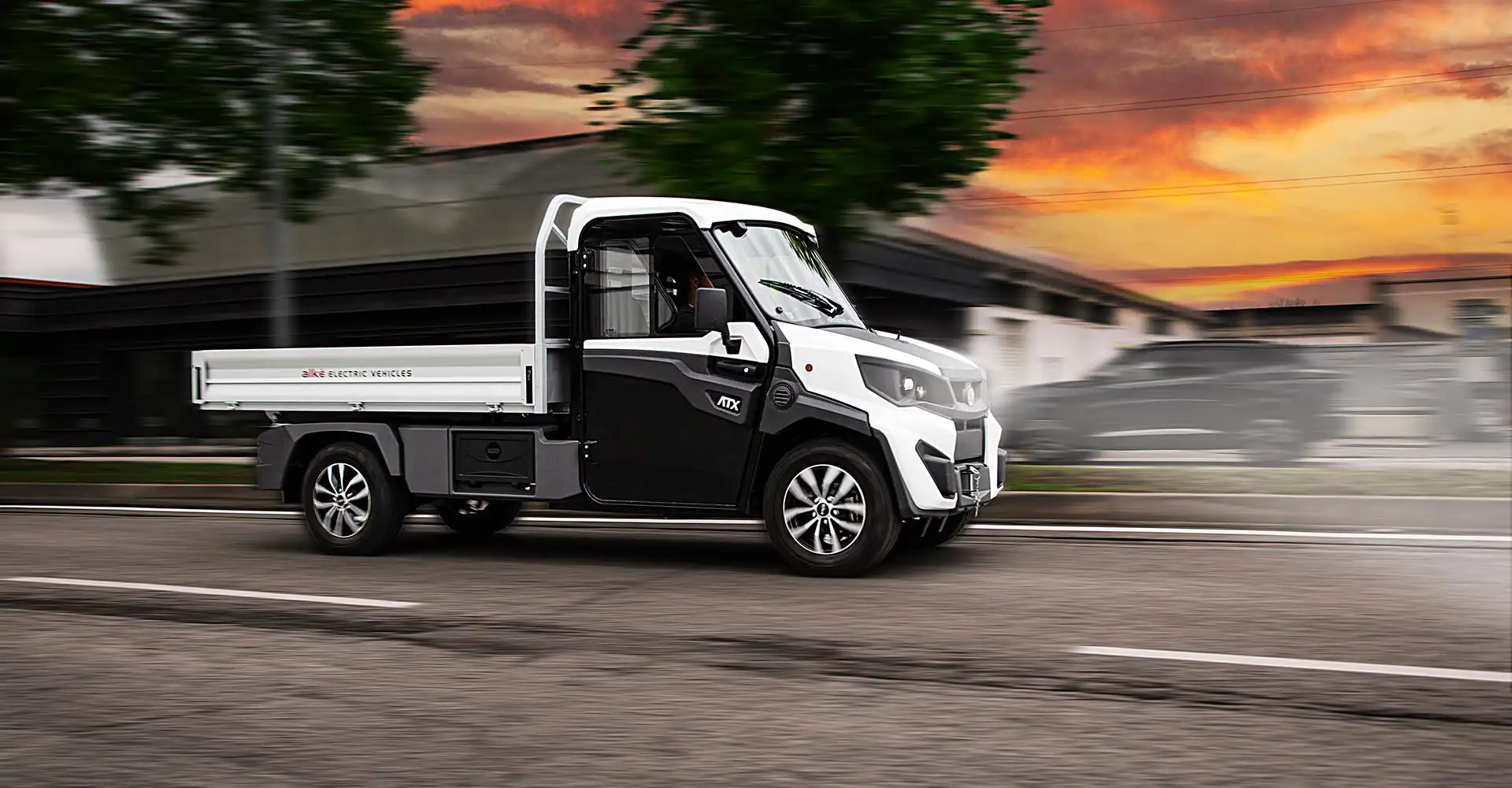 Camiones caja abierta eléctricos ATX4 - Capacidad de carga de hasta 1600 kg