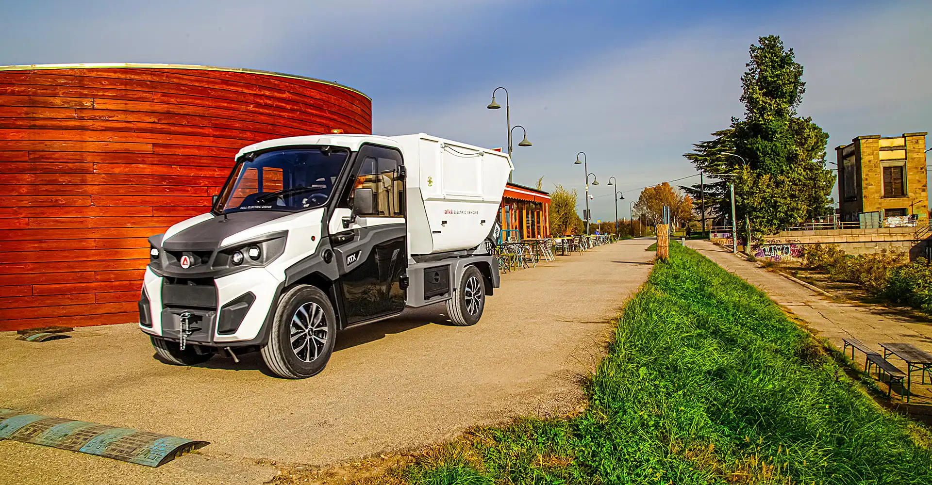 Les véhicules électriques dans les services publics : collecte des déchets et entretien urbain Les véhicules électriques dans les services publics : collecte des déchets et entretien urbain