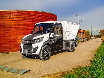 Services publics : entretien urbain, déchets urbains solides et ordures ménagères