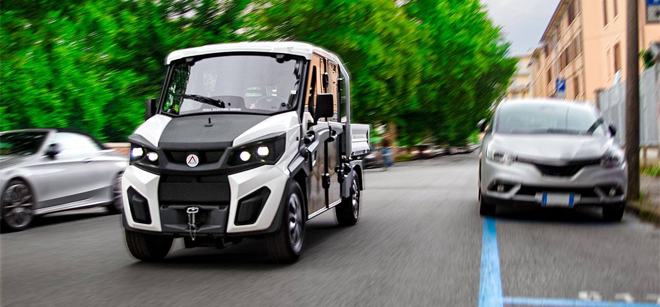 Véhicule utilitaire à double cabine