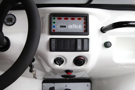 Intérieurs des Utilitaires Électriques ATX - Tableau de bord et boutons